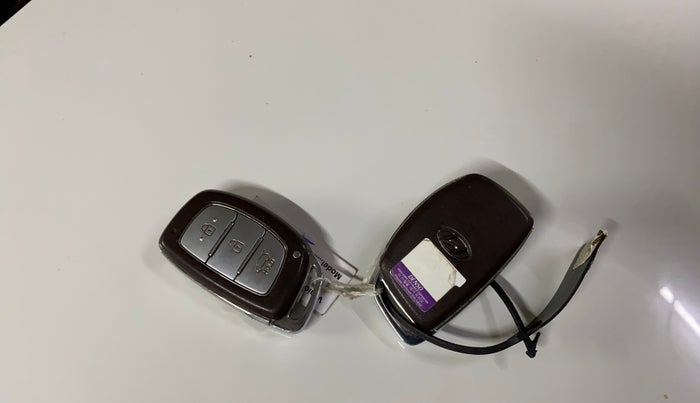 2016 Hyundai Creta SX PLUS 1.6 PETROL, Petrol, Manual, 92,858 km, Key Close Up