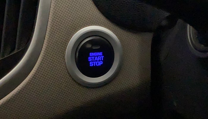 2016 Hyundai Creta SX PLUS 1.6 PETROL, Petrol, Manual, 92,858 km, Keyless Start/ Stop Button