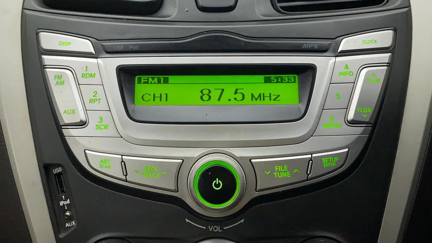 2016 Hyundai Eon MAGNA + AIRBAG, Petrol, Manual, 18,124 km, Infotainment System
