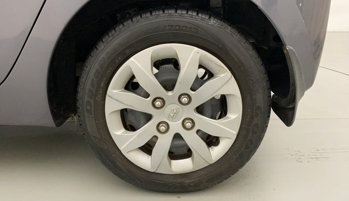 2016 Hyundai Eon MAGNA + AIRBAG, Petrol, Manual, 18,124 km, Left Rear Wheel