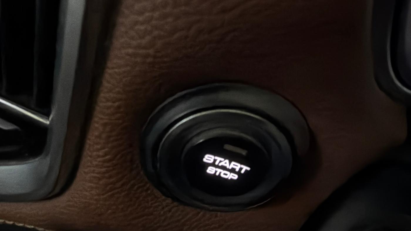 2022 MG HECTOR PLUS SHARP 2.0 DIESEL TURBO MT 6-STR, Diesel, Manual, 70,691 km, Keyless Start/ Stop Button