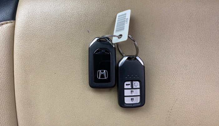 2021 Honda City 1.5L I-VTE V CVT, Petrol, Automatic, 72,863 km, Key Close Up