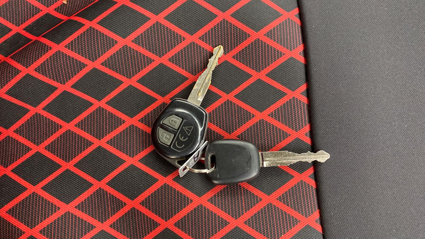 2019 Maruti S PRESSO VXI PLUS AMT, Petrol, Automatic, 55,347 km, Key Close Up