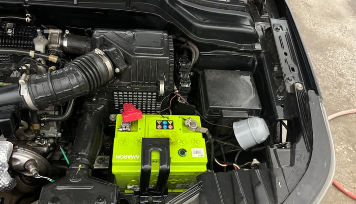 2021 Mahindra XUV300 W4 1.2 PETROL, Petrol, Manual, 63,929 km, Engine View - Left