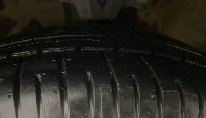 2013 Hyundai i10 ERA 1.1, Petrol, Manual, 45,425 km, Left Front Tyre Tread