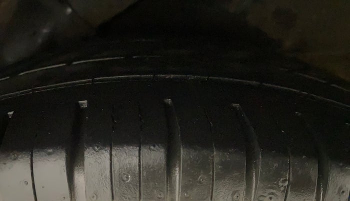 2013 Hyundai i10 ERA 1.1, Petrol, Manual, 45,425 km, Left Rear Tyre Tread