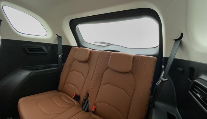 2020 MG HECTOR PLUS SHARP DCT, Petrol, Automatic, 6,012 km, Third Seat Row ( optional )