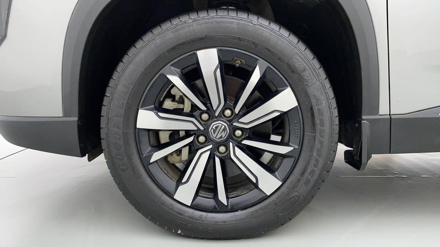 2020 MG HECTOR PLUS SHARP DCT, Petrol, Automatic, 6,012 km, Left Front Wheel