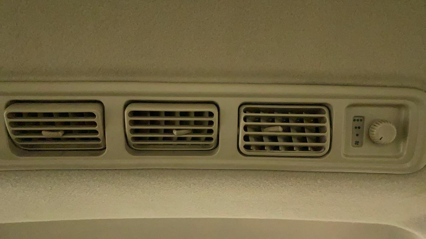 2013 Maruti Ertiga VXI CNG, CNG, Manual, 73,413 km, Rear AC Vents