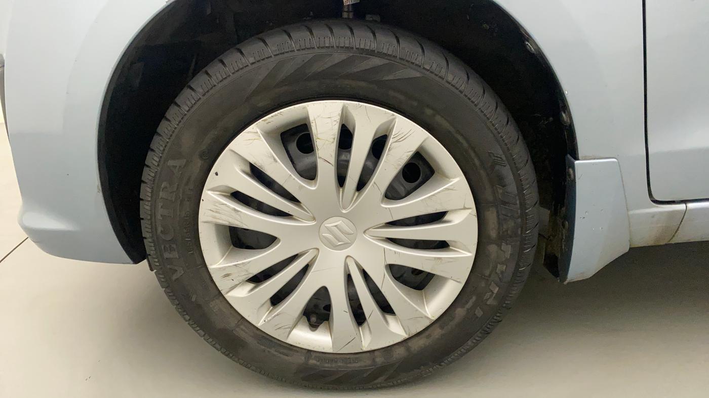 2013 Maruti Ertiga VXI CNG, CNG, Manual, 73,413 km, Left Front Wheel