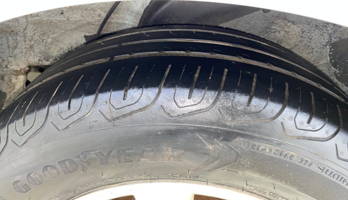 2013 Hyundai i20 SPORTZ 1.2, Petrol, Manual, 98,565 km, Left Rear Tyre Tread