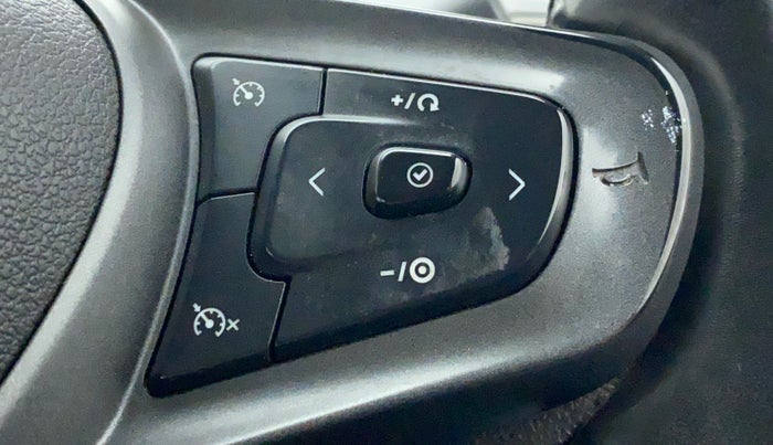 2020 Tata ALTROZ XZ DIESEL, Diesel, Manual, 44,095 km, Adaptive Cruise Control