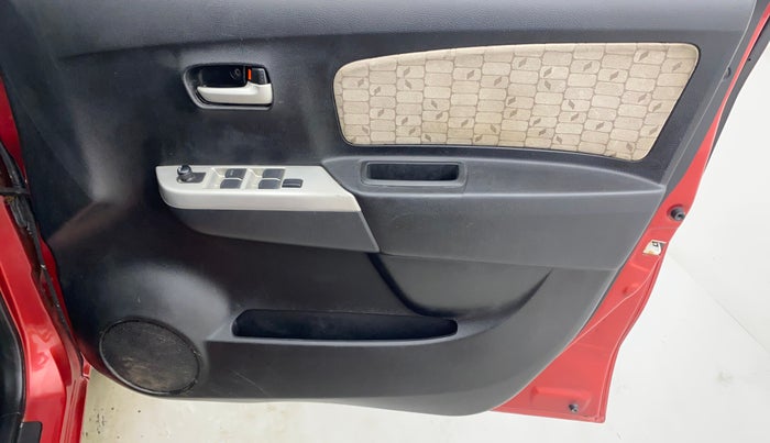 2013 Maruti Wagon R 1.0 VXI, Petrol, Manual, 78,128 km, Driver Side Door Panels Control
