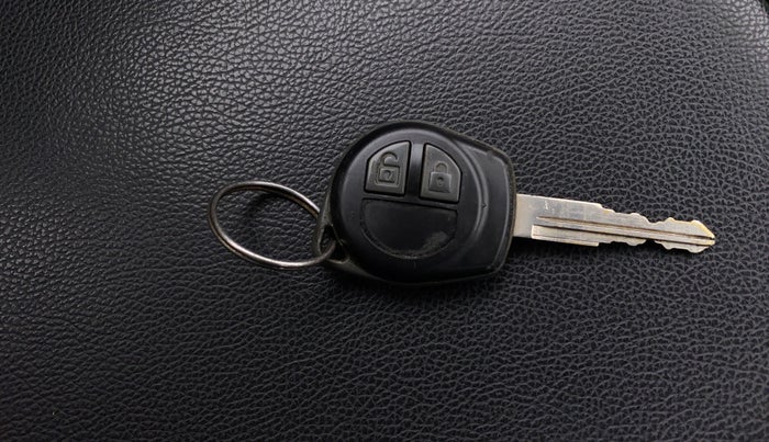 2013 Maruti Wagon R 1.0 VXI, Petrol, Manual, 78,128 km, Key Close Up