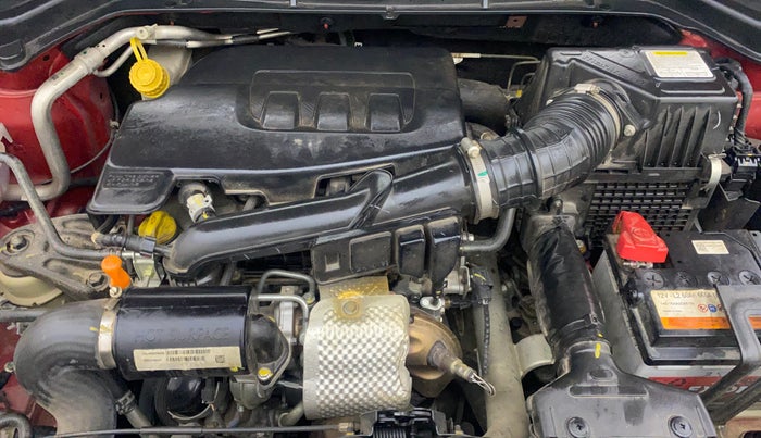 2022 Mahindra XUV300 W8 (O) 1.2 PETROL, Petrol, Manual, 10,013 km, Engine View