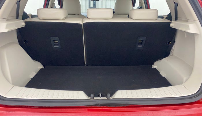 2022 Mahindra XUV300 W8 (O) 1.2 PETROL, Petrol, Manual, 10,013 km, Boot Inside