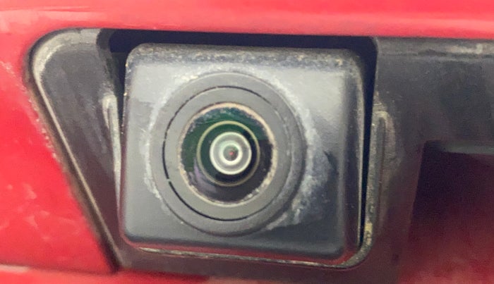 2022 Mahindra XUV300 W8 (O) 1.2 PETROL, Petrol, Manual, 10,013 km, Parking Camera