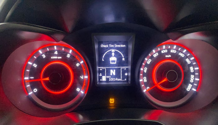 2022 Mahindra XUV300 W8 (O) 1.2 PETROL, Petrol, Manual, 10,013 km, Odometer Image