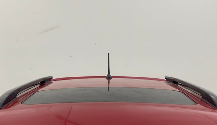 2022 Mahindra XUV300 W8 (O) 1.2 PETROL, Petrol, Manual, 10,013 km, Moonroof/ Sunroof