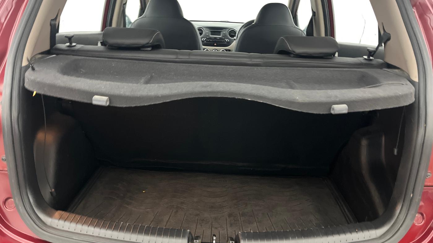 2015 Hyundai Grand i10 ASTA (O) 1.2 KAPPA VTVT, Petrol, Manual, 69,662 km, Boot Inside