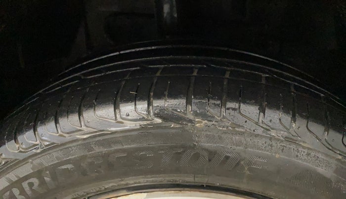 2021 Tata NEXON XMA PETROL, Petrol, Automatic, 39,115 km, Right Front Tyre Tread