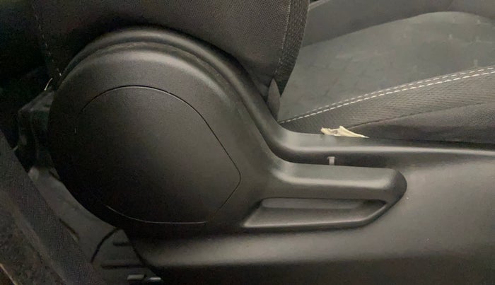 2021 Tata NEXON XMA PETROL, Petrol, Automatic, 39,115 km, Driver Side Adjustment Panel