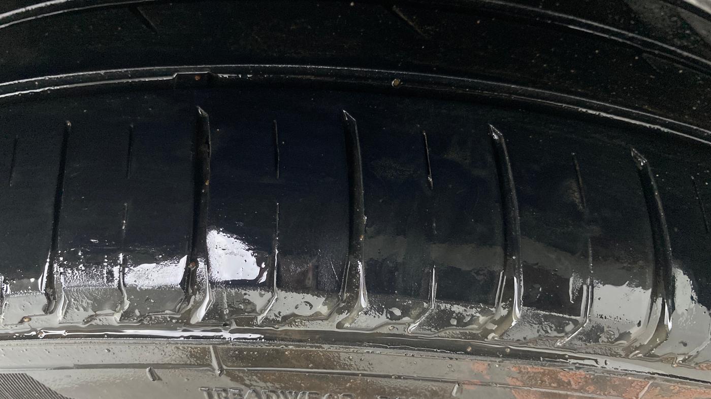 2024 Maruti Ertiga VXi (O), Petrol, Manual, 63,647 km, Left Rear Tyre Tread