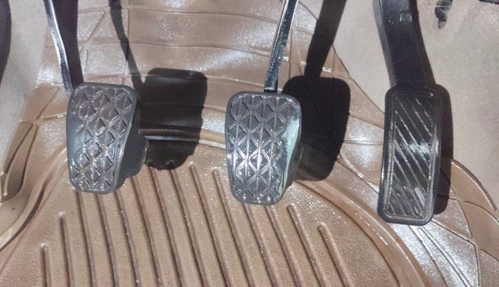 2015 Ford Figo Aspire TITANIUM 1.2 PETROL, Petrol, Manual, 51,631 km, Pedals