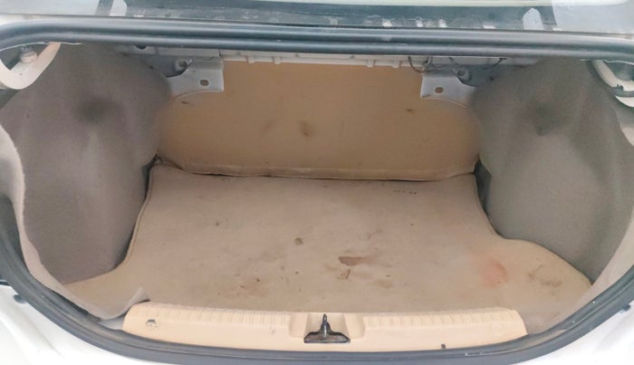 2015 Ford Figo Aspire TITANIUM 1.2 PETROL, Petrol, Manual, 51,631 km, Boot Inside