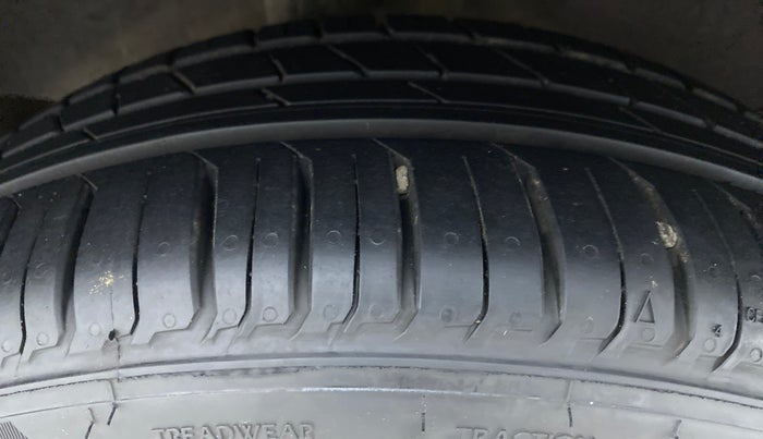 2014 Nissan Micra XV CVT, Petrol, Automatic, 35,840 km, Right Rear Tyre Tread