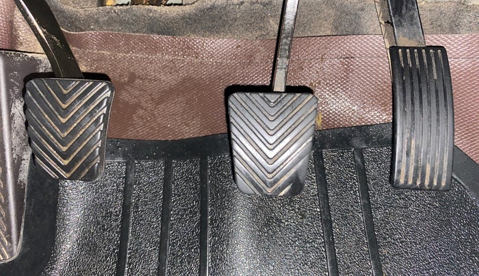 2016 Hyundai Elite i20 ASTA 1.2, Petrol, Manual, 1,14,940 km, Pedals