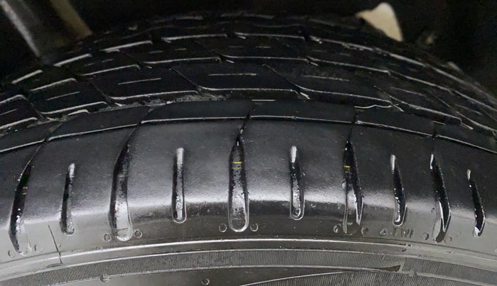 2019 Ford Ecosport 1.5 AMBIENTE TDCI, Diesel, Manual, 87,543 km, Left Front Tyre Tread
