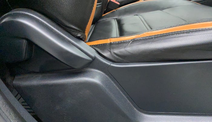 2019 Ford Ecosport 1.5 AMBIENTE TDCI, Diesel, Manual, 87,543 km, Driver Side Adjustment Panel