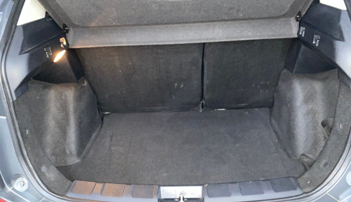 2021 Tata NEXON XZ PLUS (O) DIESEL, Diesel, Manual, 37,318 km, Boot Inside