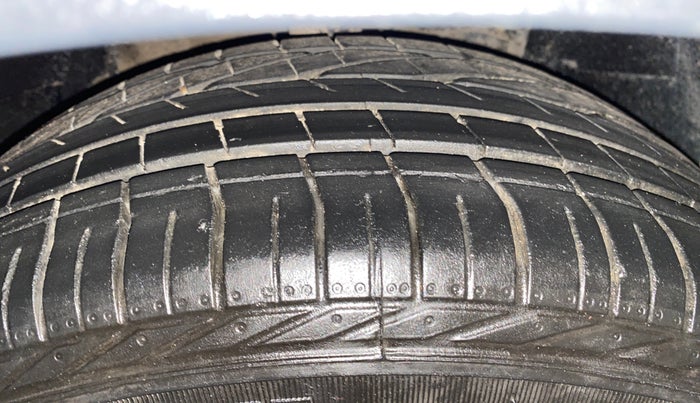 2021 Tata NEXON XZ PLUS (O) DIESEL, Diesel, Manual, 37,318 km, Right Front Tyre Tread