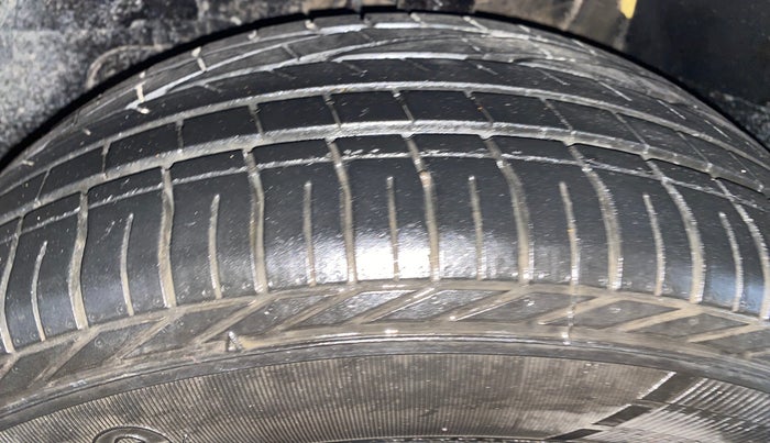 2021 Tata NEXON XZ PLUS (O) DIESEL, Diesel, Manual, 37,318 km, Left Front Tyre Tread