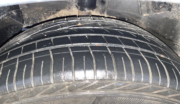 2021 Tata NEXON XZ PLUS (O) DIESEL, Diesel, Manual, 37,318 km, Right Rear Tyre Tread