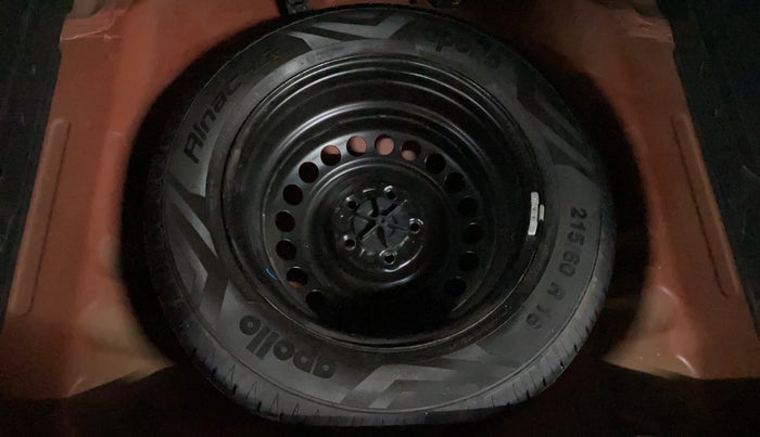 2017 Maruti Vitara Brezza ZDI, Diesel, Manual, 39,583 km, Spare Tyre