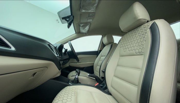 2019 Hyundai Verna 1.6 CRDI SX, Diesel, Manual, 42,486 km, Right Side Front Door Cabin