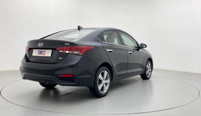 2019 Hyundai Verna 1.6 CRDI SX, Diesel, Manual, 42,486 km, Right Back Diagonal