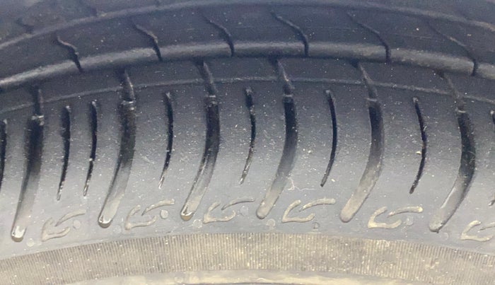 2023 Tata TIGOR XZ CNG, CNG, Manual, 40,968 km, Right Front Tyre Tread