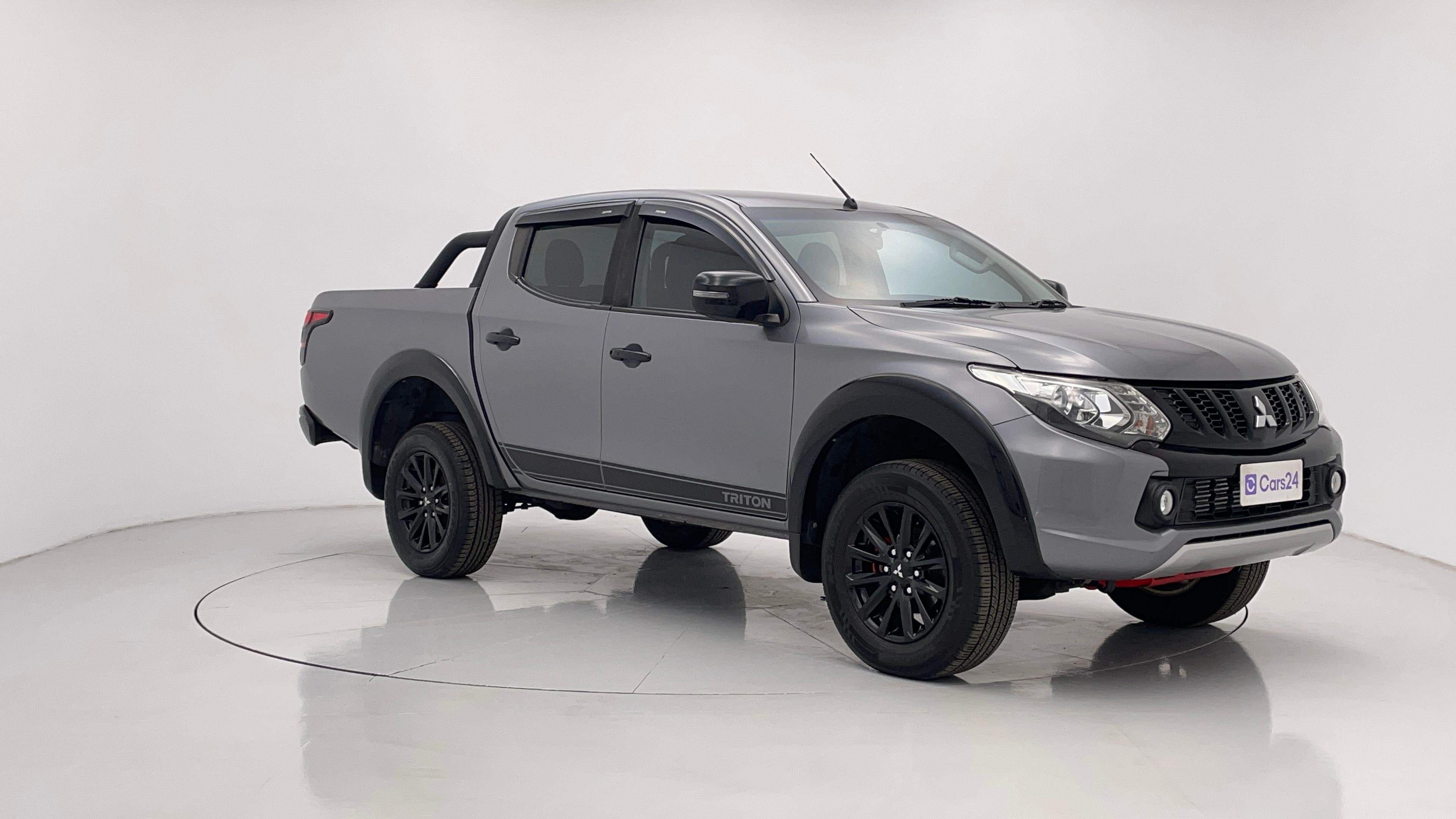 Mitsubishi Triton image