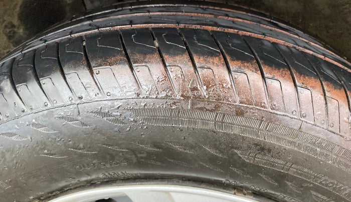 2014 Ford Ecosport TREND 1.5L PETROL, Petrol, Manual, 95,442 km, Right Rear Tyre Tread