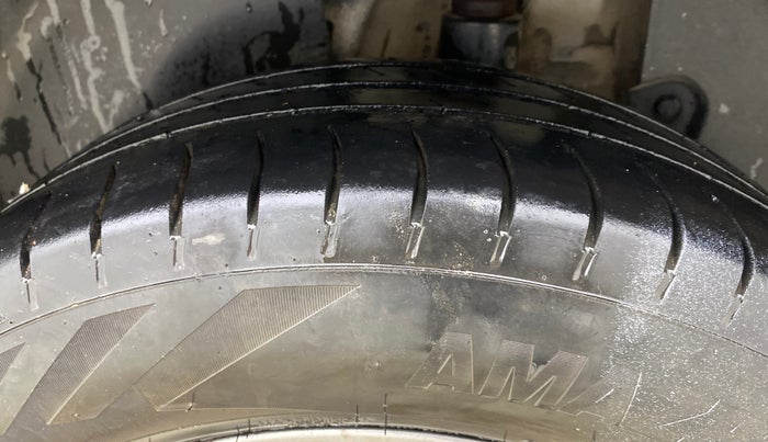 2023 KIA SELTOS HTK PLUS 1.5 DIESEL IMT, Diesel, Manual, 1,17,162 km, Left Rear Tyre Tread