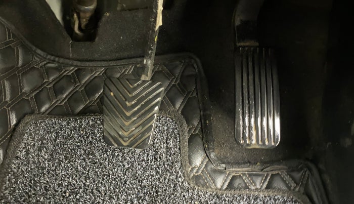 2023 KIA SELTOS HTK PLUS 1.5 DIESEL IMT, Diesel, Manual, 1,17,162 km, Pedals