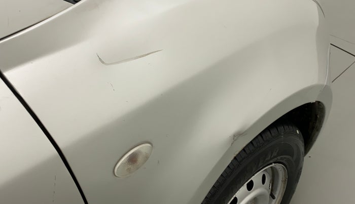 2011 Maruti Swift LXI, Petrol, Manual, 55,018 km, Right fender - Slightly dented