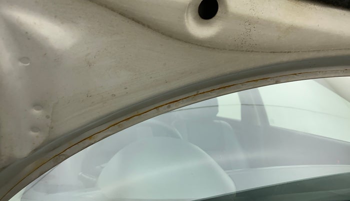 2011 Maruti Swift LXI, Petrol, Manual, 55,018 km, Bonnet (hood) - Slight discolouration