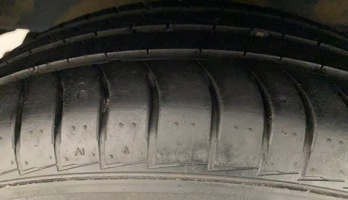 2018 Hyundai NEW SANTRO SPORTZ AMT, Petrol, Automatic, 19,015 km, Right Rear Tyre Tread