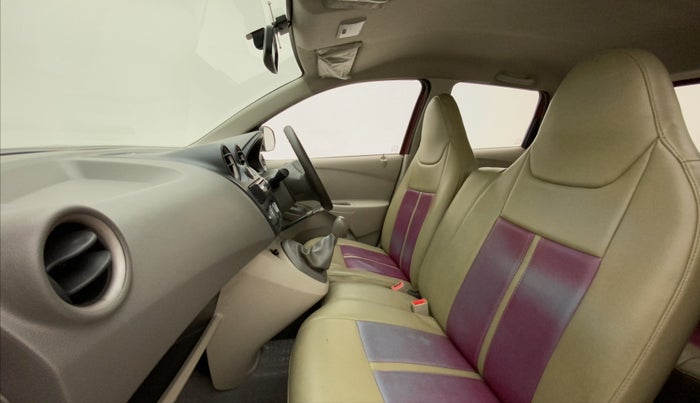 2014 Datsun Go T, Petrol, Manual, 28,310 km, Right Side Front Door Cabin