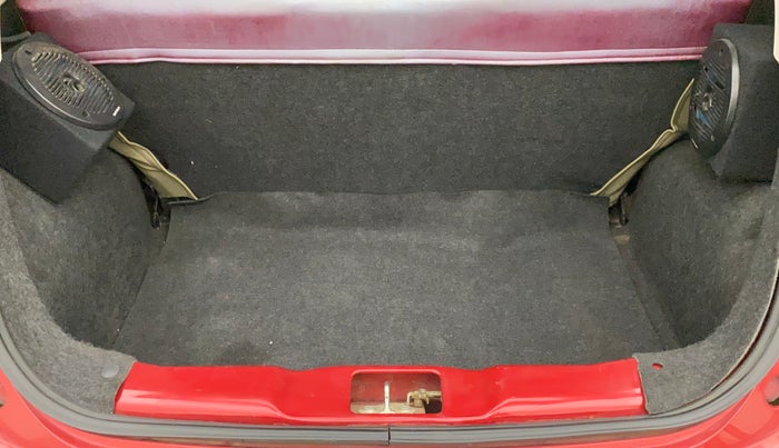 2014 Datsun Go T, Petrol, Manual, 28,310 km, Boot Inside